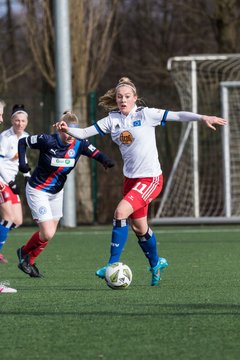 Bild 61 - wBJ HSV - F Holstein Kiel : Ergebnis: 0:6